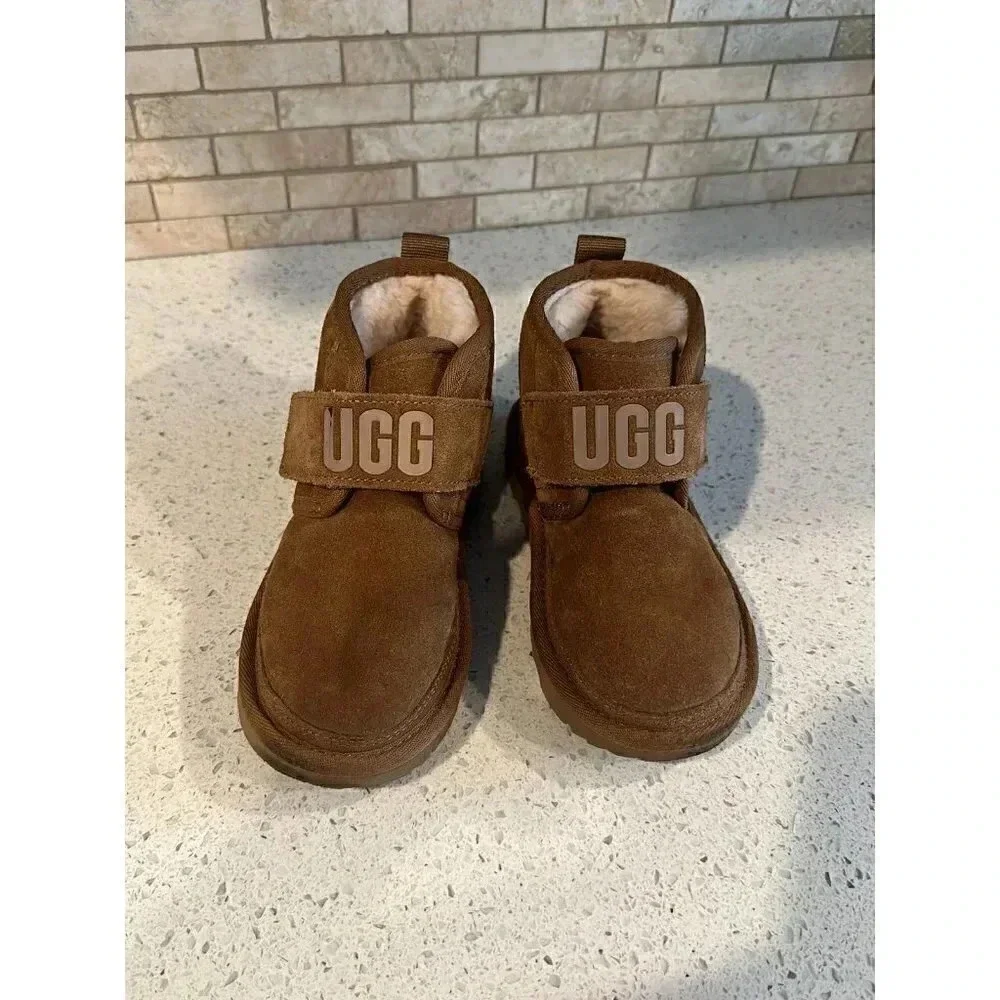 UGG T Neumel Graphic boot for kids  b1‎